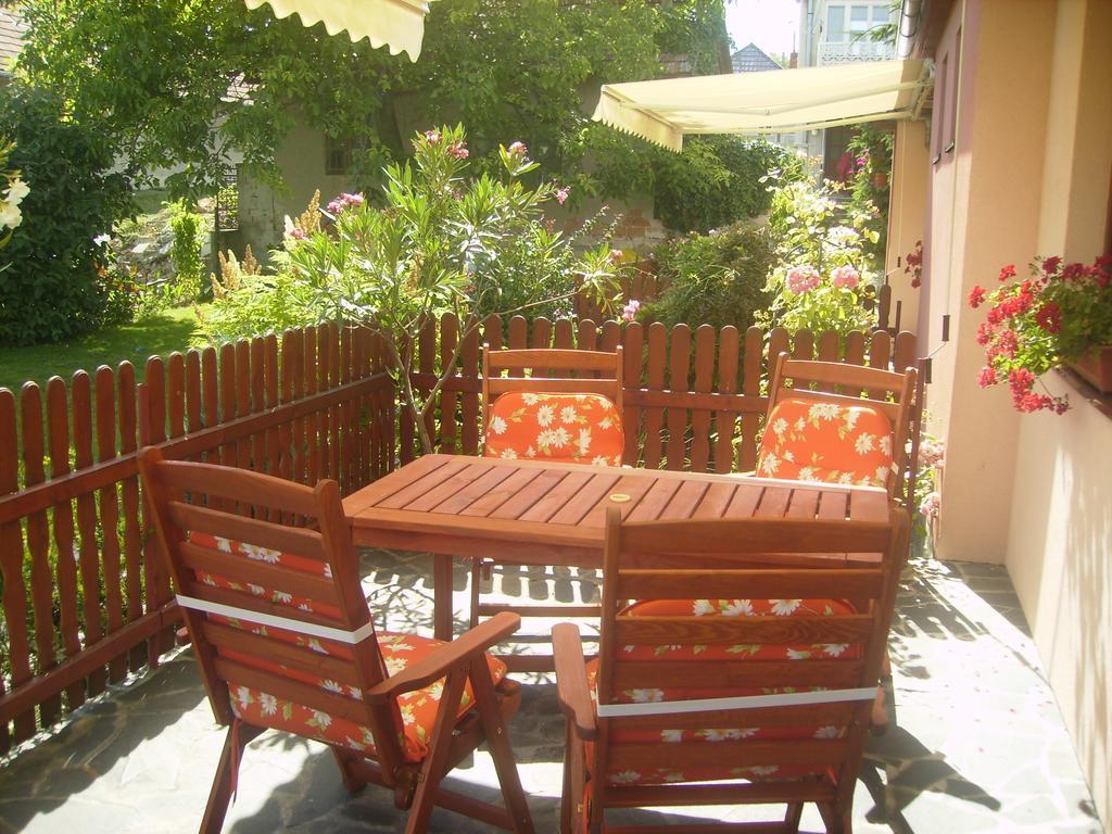 Bungalovy Natura Travnica Номер фото